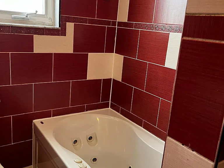 44 Romulus Dr — Photo 11