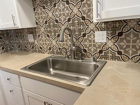 Stainless steel sink