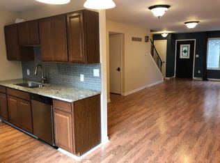 940C Monterrey Ct, Crown Point, IN 46307