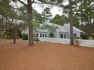 1 Spruce Ct, Pinehurst, NC 28374