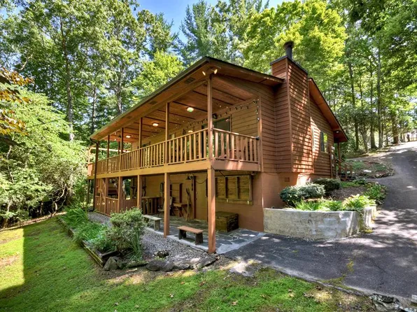 221 Chatto Loop, Murphy, NC 28906