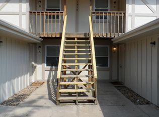 1016 NE Lindsay Ave APT C, Lees Summit, MO 64086
