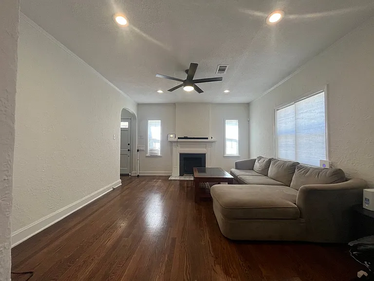 908 Maury St — Photo 14