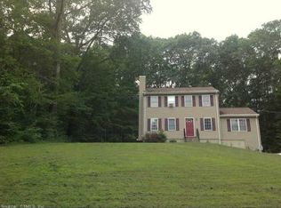 102 Lancaster Rd, Coventry, CT 06238