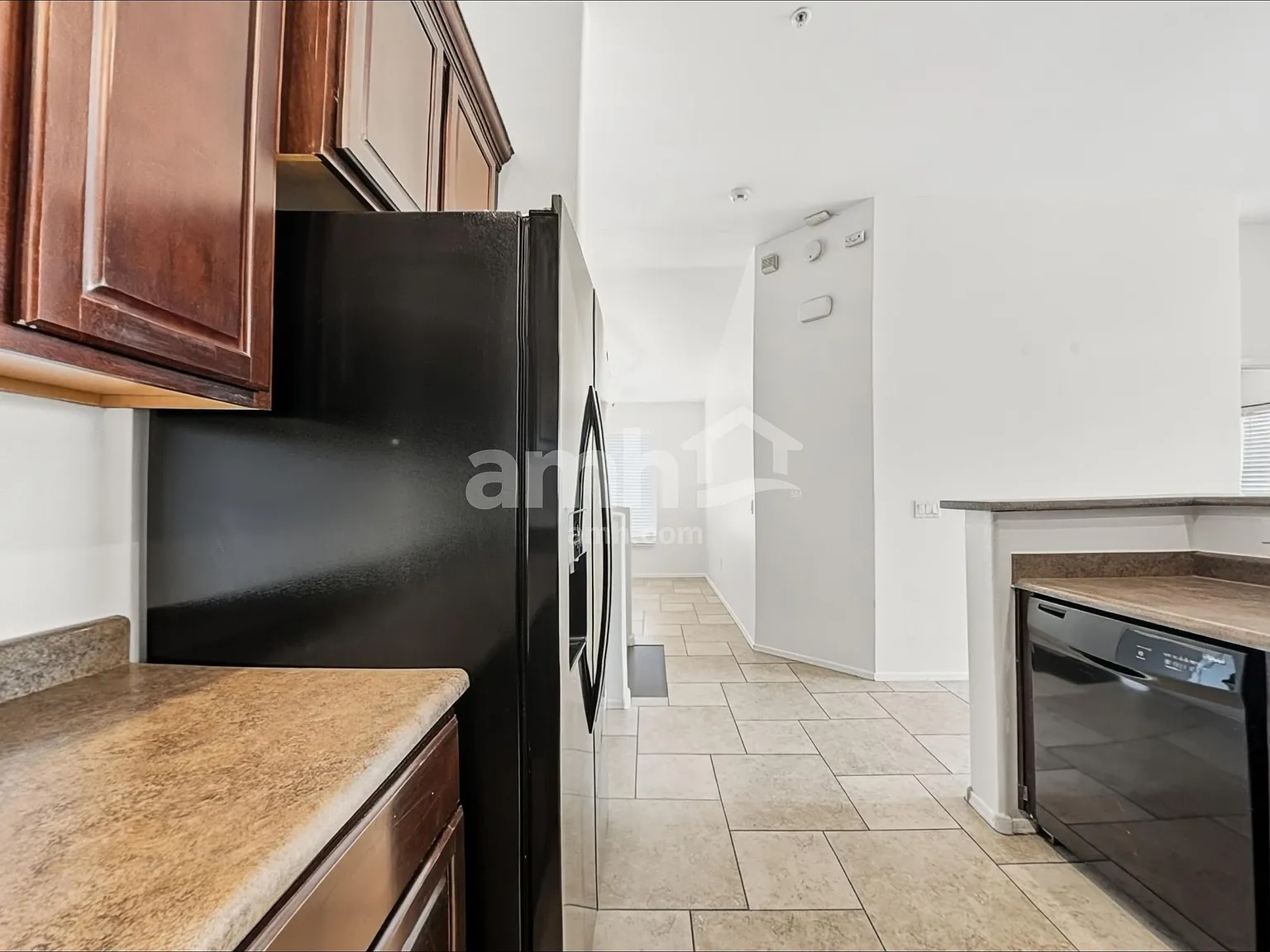 2 bed, 2.0 bath, 1105 sqft, $1,885 — Photo 4