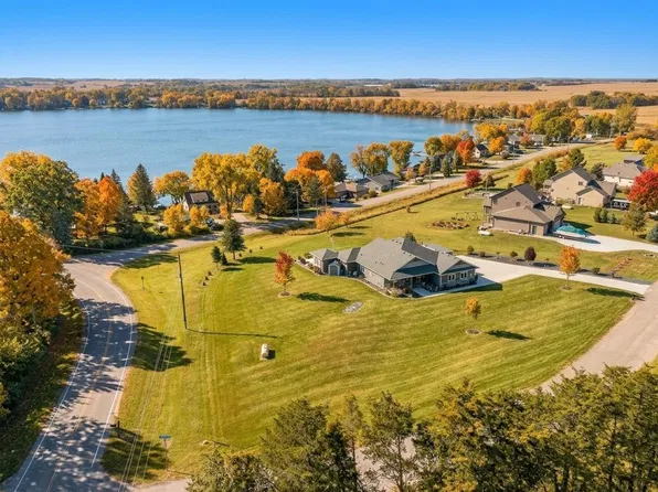 19135 Lake Volney Cir, Le Center, MN 56057