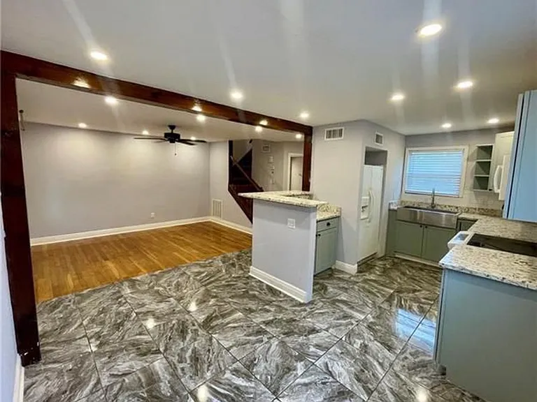 2915 Upperline St #A — Photo 2