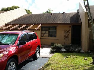 9766 NW 16th Ct, Pembroke Pines, FL 33024