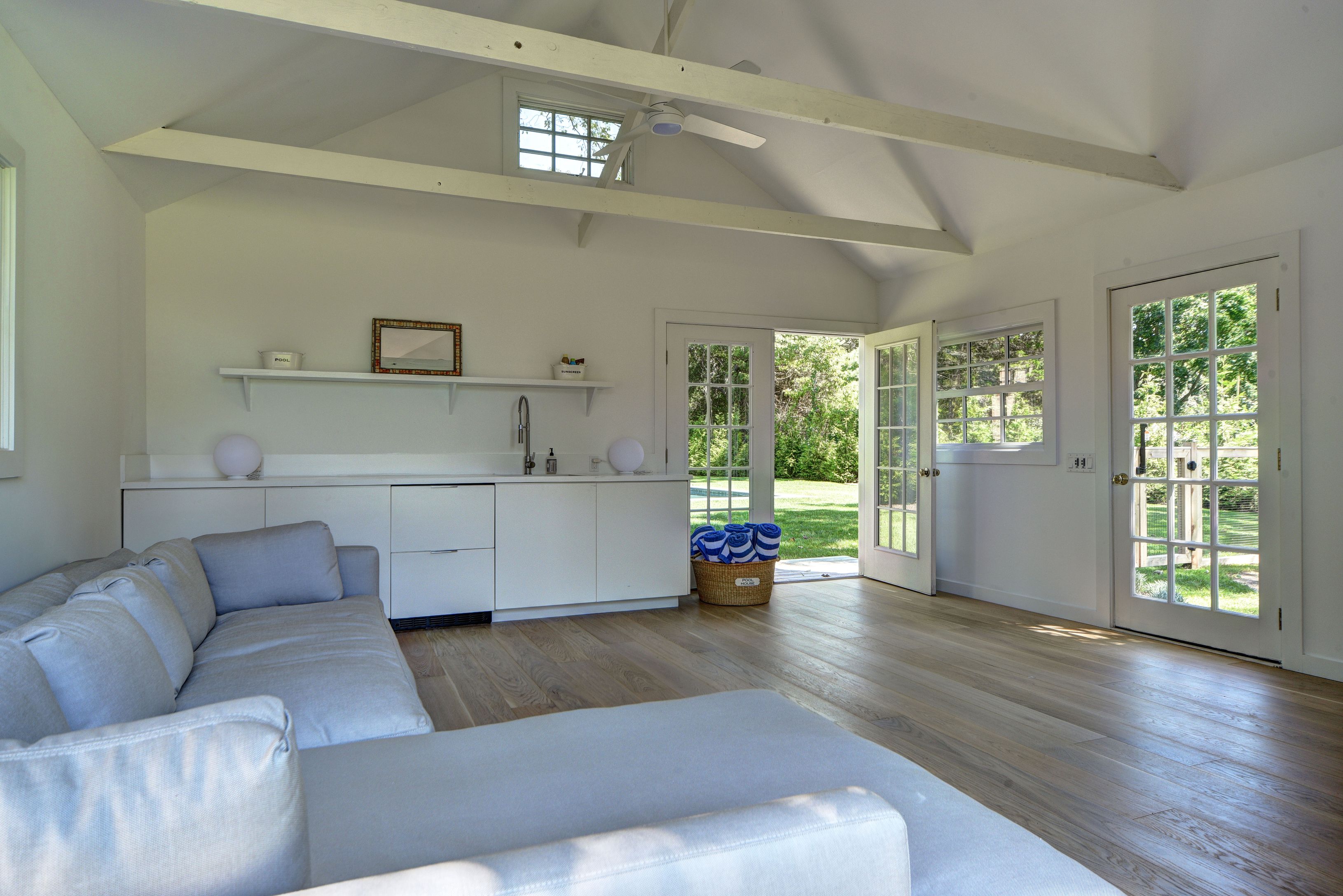 95 Meeting House Ln in Amagansett Out East