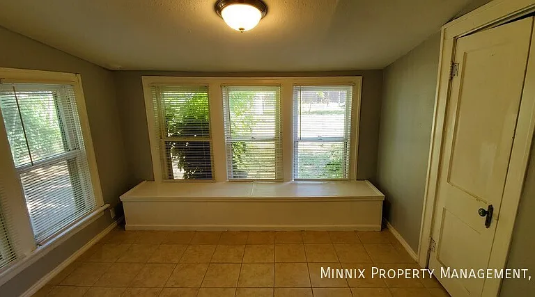 2118 22nd St — Photo 15