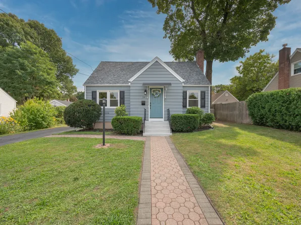 24 Deepwood Drive, Manchester, CT 06040