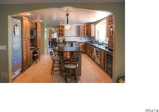 5th image of 27076 Ironwood Ln