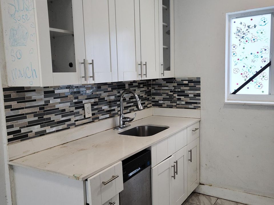 1st image of 6648 Abbott Ave #5