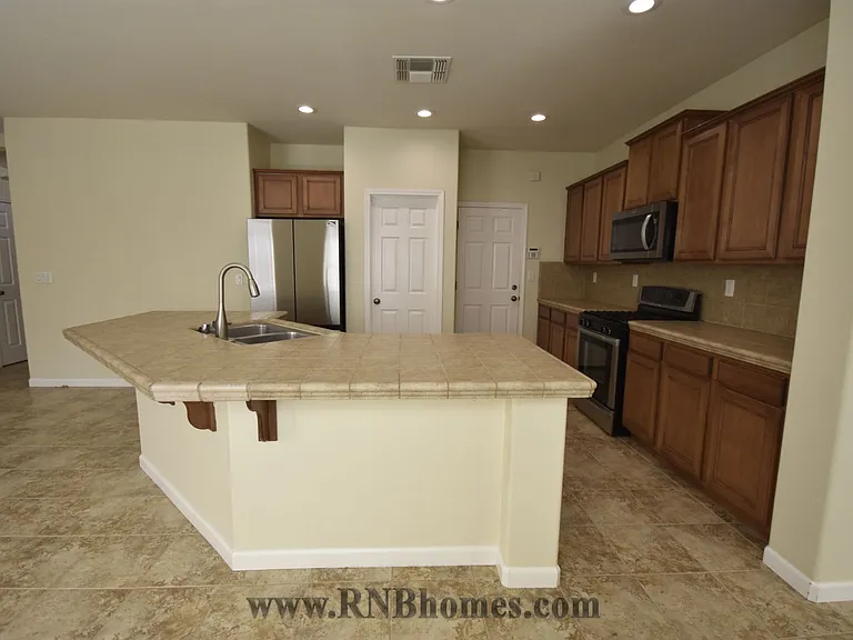 1470 Alberton Cir — Photo 4