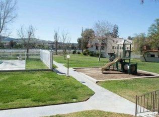 27664 Nugget Dr APT 1, Santa Clarita, CA 91387