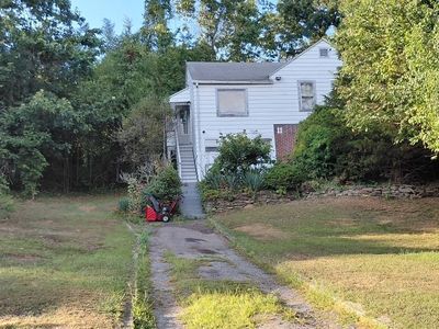 11 Pueblo Trail, Shelton, CT, 06484