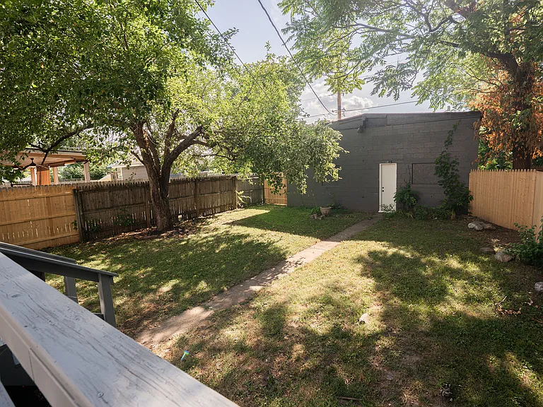 3102 Guilford Ave — Photo 9