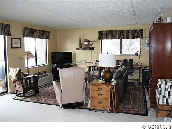 5th image of 71 Cliffside Dr