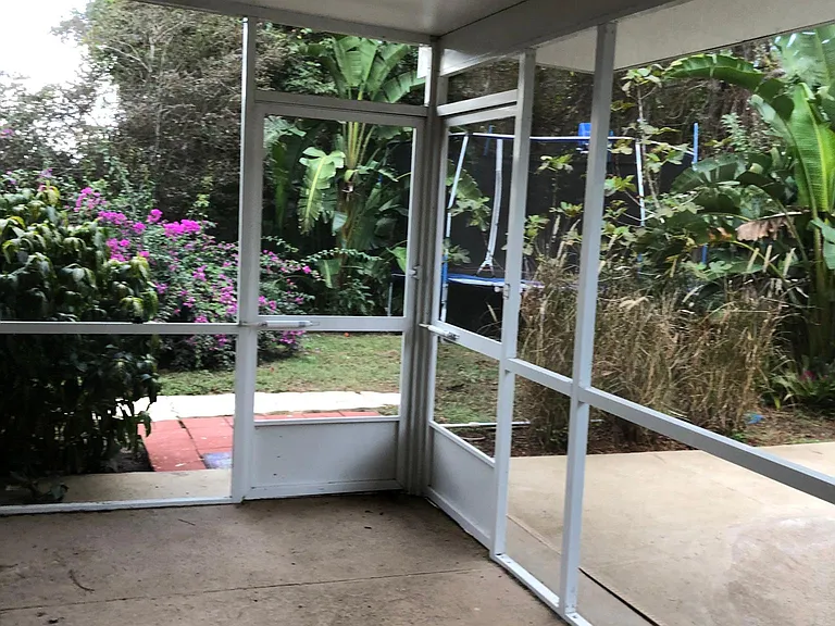 920 Vanderbilt Dr — Photo 4