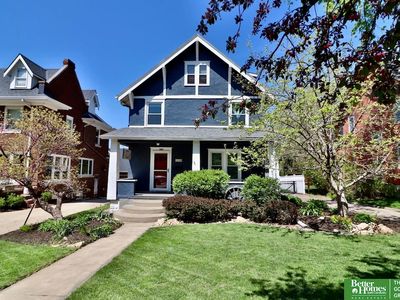 5120 Davenport St, Omaha, NE, 68132