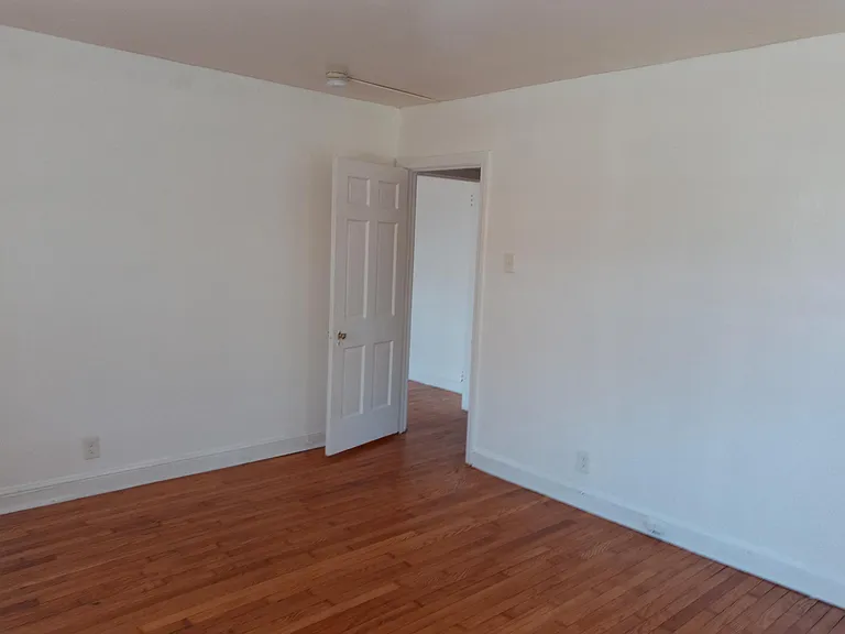 2901 N Broom St #1 — Photo 4