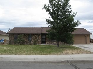 140 Pinyon St, Hawthorne, NV 89415