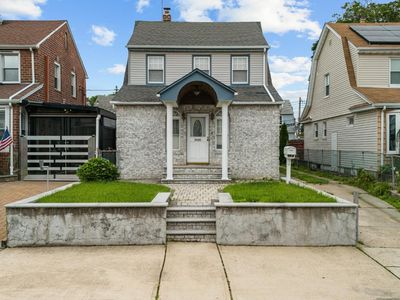 9123 215th Street, Queens Village, NY, 11428