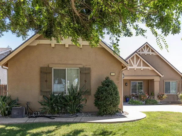 2934 14th Ave, Kingsburg, CA 93631