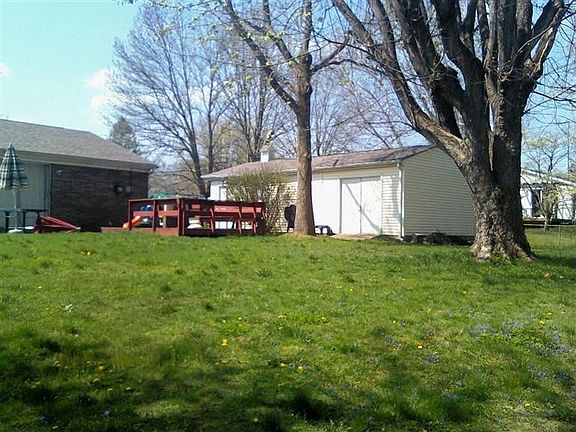 3rd image of 2176 Regent Park Dr