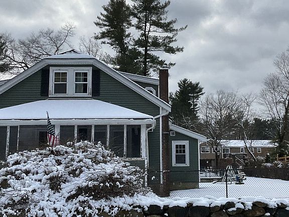 2nd image of 37 Columbus Ave