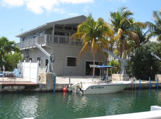 647 Caribbean Dr E, Summerland Key, FL 33042