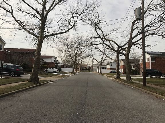 4th image of 450 S Long Beach Ave