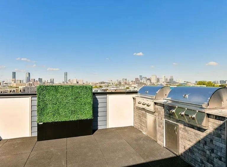 400 Dorchester St #205 — Photo 1