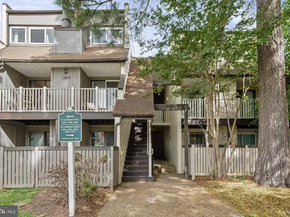 3889 El Camino Pl #19, Alexandria, VA 22309