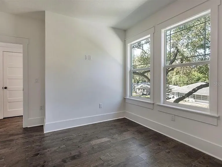 5813 N 18th St — Photo 31