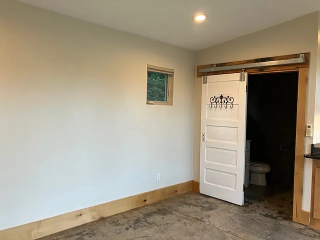 1180 Honey Run Rd — Photo 7