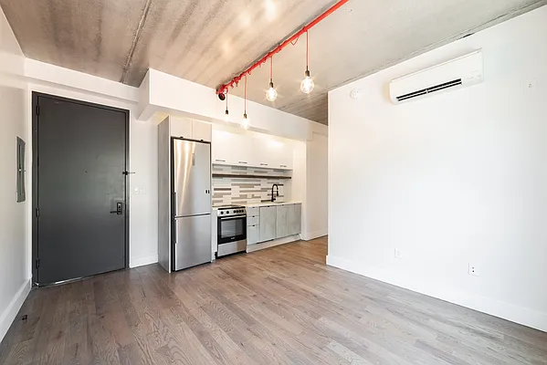 Rented by Maplewood Management | media 22