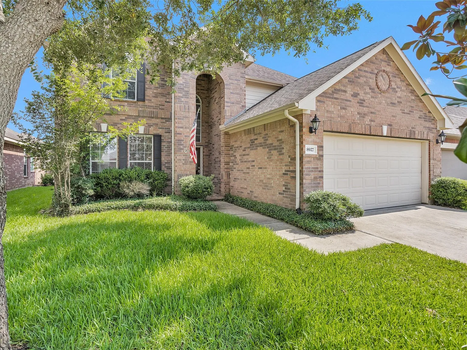 3 bed, 2.5 bath, 2097 sqft, $2,700 — Photo 4