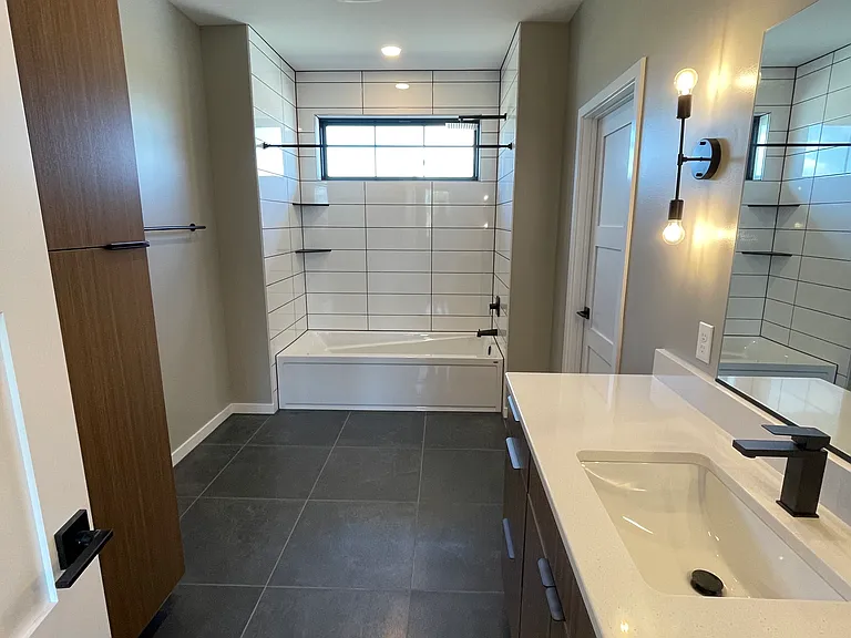 328 E Blue Bell Dr — Photo 14
