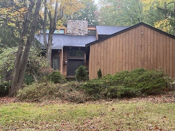 4th image of 7568 White Pine Dr