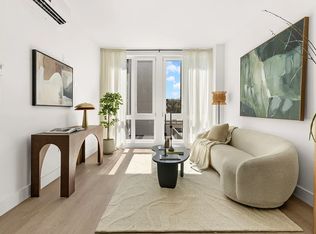 4-34 26th Ave #304, Astoria, NY 11102