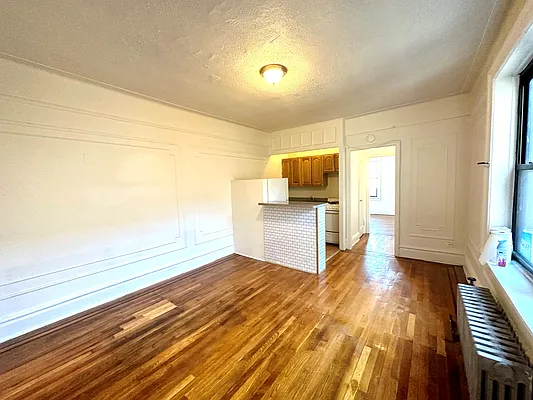 Rented by LRGNY Group, Inc. | media 13