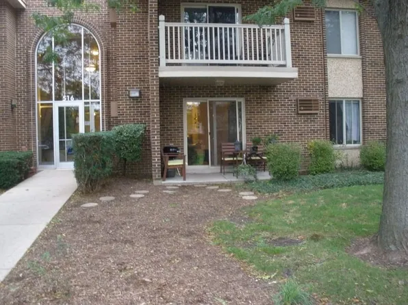 516 N Wilke Rd APT 103, Palatine, IL 60074
