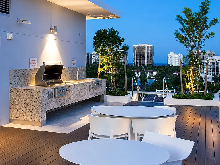 9940 W Bay Harbor Dr #4S — Photo 10