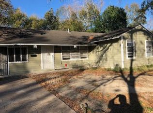 5831 Pershing St, Houston, TX 77033