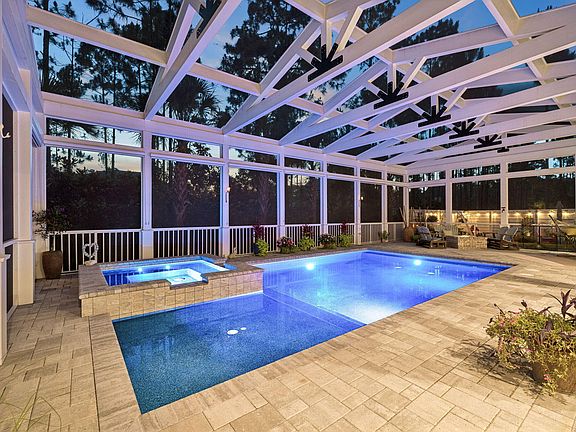 2nd image of 267 Hideaway Cir