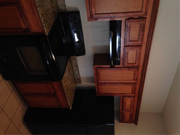 4th image of 3003 SW Deerfield Blvd