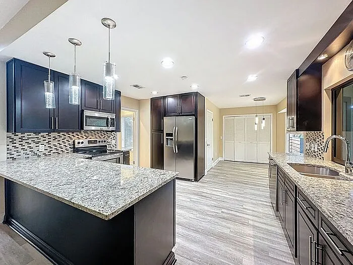 6846 Lake View Dr — Photo 16