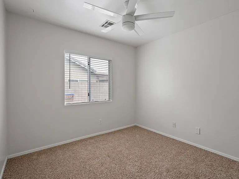 3746 E Magnus Cir — Photo 10