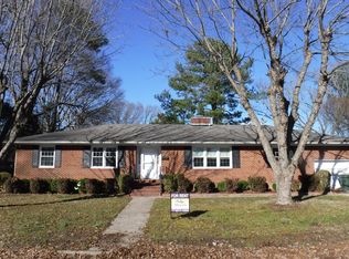 35 Bruton Ave, Newport News, VA 23601